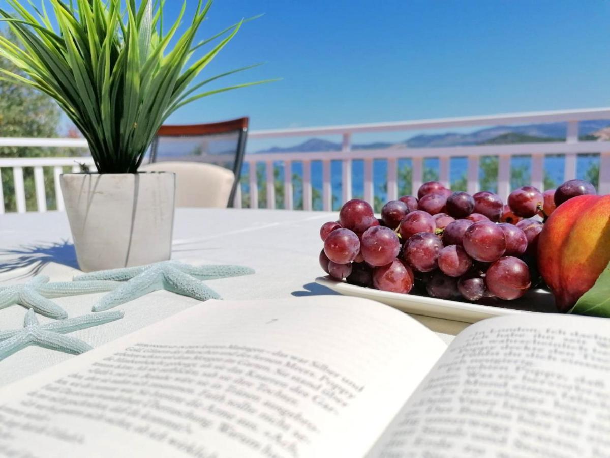 Holiday Home Blue Dream Putnikovic ภายนอก รูปภาพ