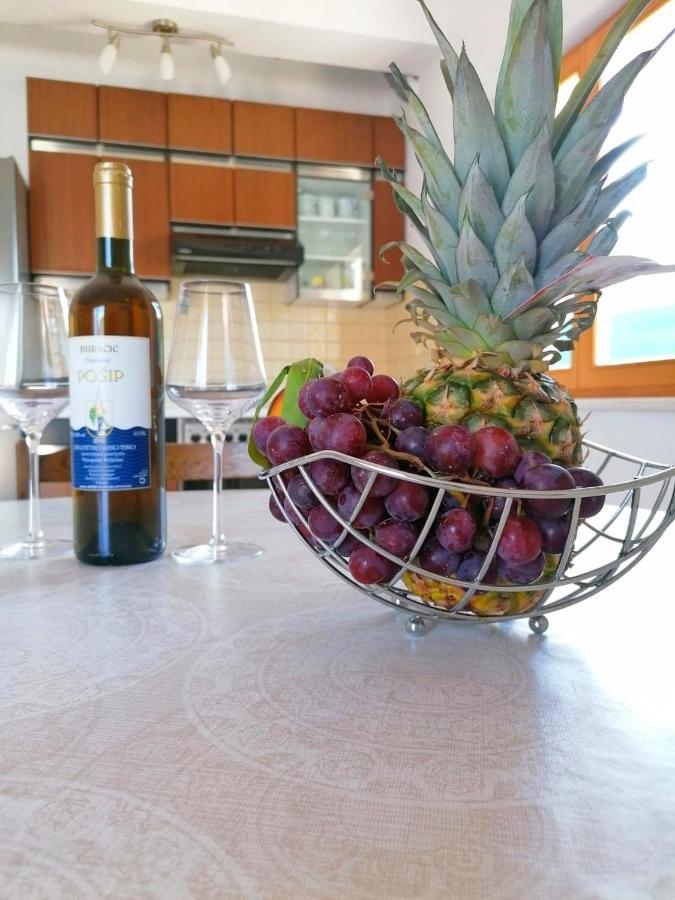 Holiday Home Blue Dream Putnikovic ภายนอก รูปภาพ