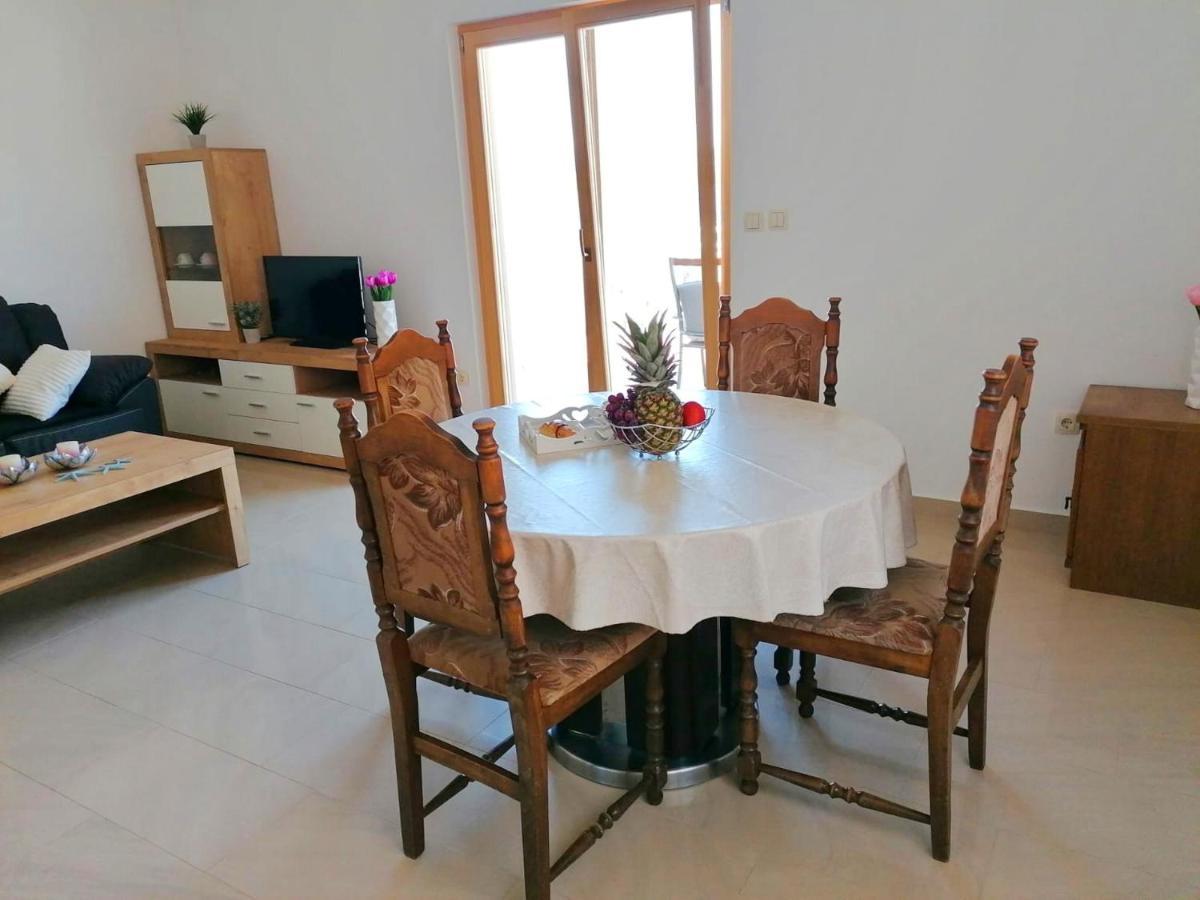 Holiday Home Blue Dream Putnikovic ภายนอก รูปภาพ