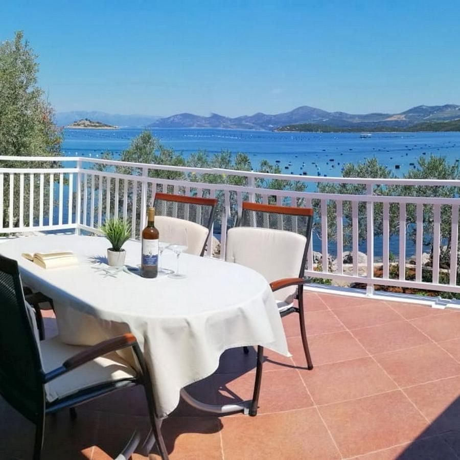 Holiday Home Blue Dream Putnikovic ภายนอก รูปภาพ