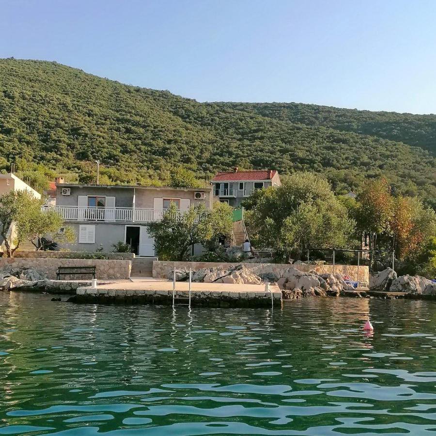Holiday Home Blue Dream Putnikovic ภายนอก รูปภาพ
